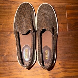 Michael Kors Monogram Brown Slip-On Shoes Sneakers Flats
